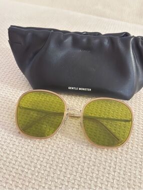 GENTLE MONSTER Rimo Sunglasses with Yellow Lenses